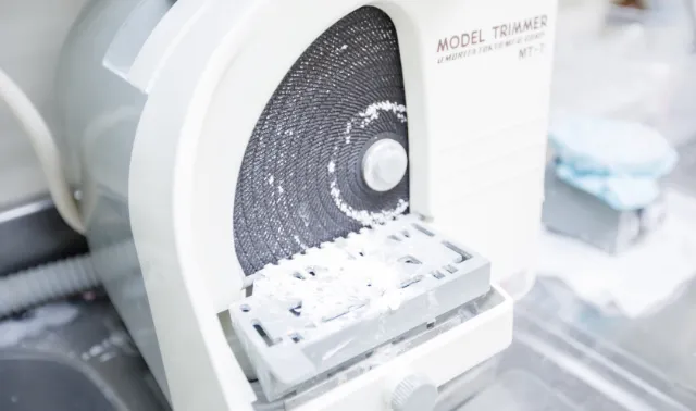 歯科技工用トリマー